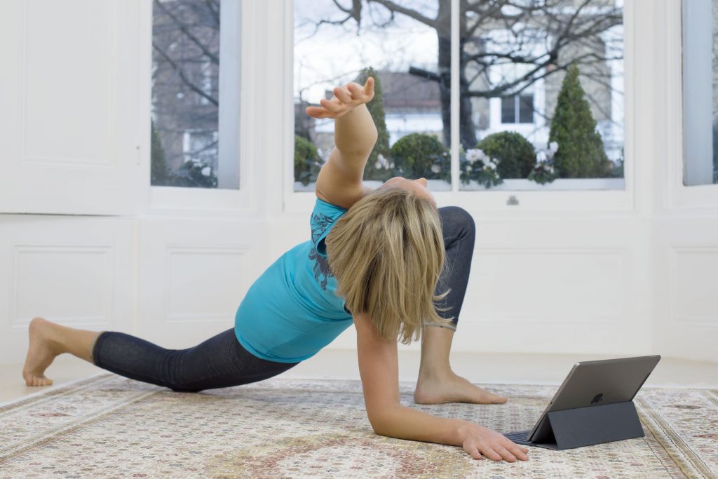 Take Your Yoga Outdoors this Summer!