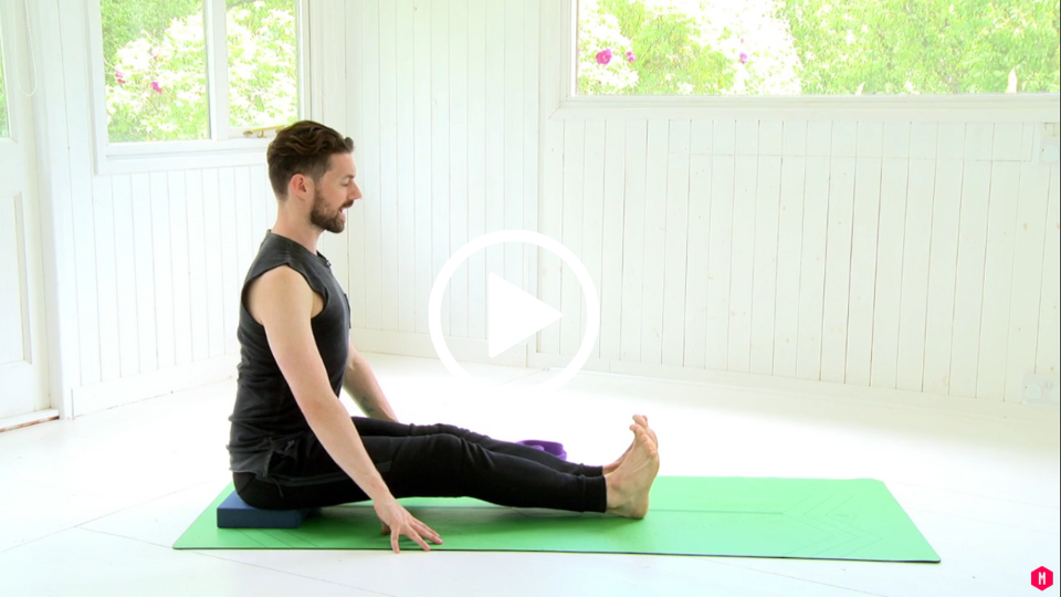 Yoga for Beginners: A Complete Guide  Helen Krag - Movement for Modern  Life Blog