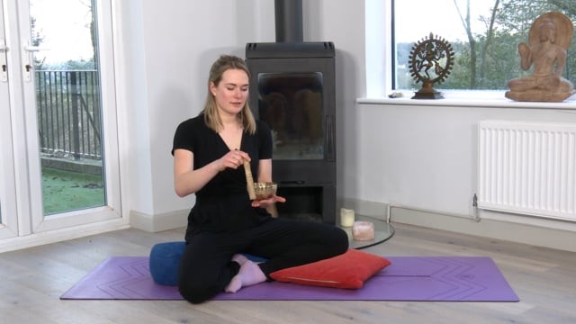 Yoga for Exam Stress (10): Clear Your Mind With Bumble Breath