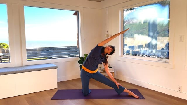 Ease into your Morning: Side Bends and Breathwork