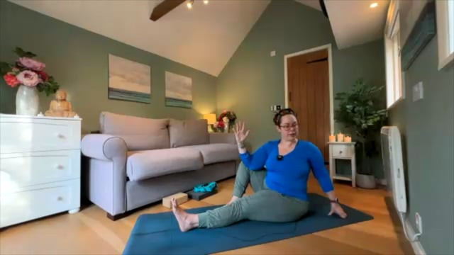 REPLAY - Morning Yoga Flow to Stretch & Energise