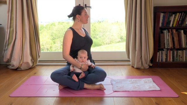  Mum and Baby Yoga